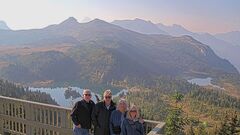 Sunshine-Selfie-Station-2025-09-09-09-38-35-65.jpg